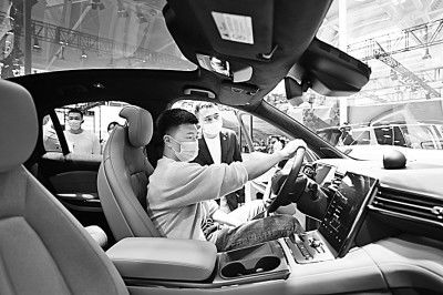 市場銷售火，漲價何時休？探尋新能源汽車市場走勢